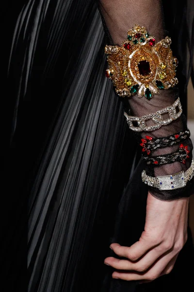 Look 51